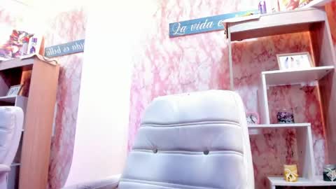 MINNI  online show from April 13, 11:47 am