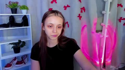 Snapshot of mipsymipson chatting on March 5, 10:22 am NEXT STREAM NOVEMBER 27282930 online show from March 5, 10:22 am