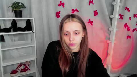 Snapshot of mipsymipson chatting on February 18, 10:05 am NEXT STREAM NOVEMBER 27282930 online show from February 18, 10:05 am