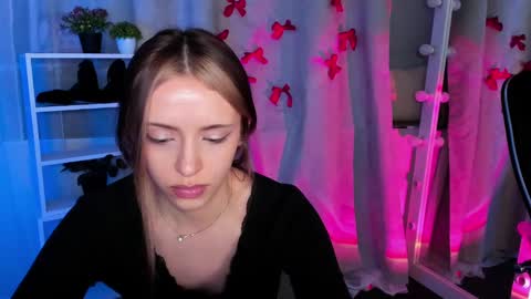Snapshot of mipsymipson chatting on March 6, 1:03 pm NEXT STREAM NOVEMBER 27282930 online show from March 6, 1:03 pm