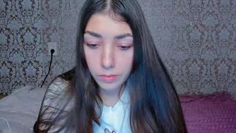 Mira online show from December 4, 9:14 pm