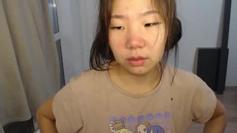 mira_g online show from January 31, 6:57 am