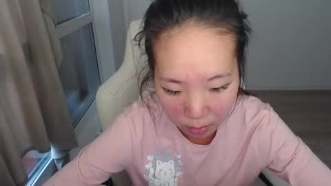 mira_g online show from March 11, 12:06 pm