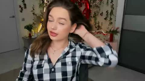 Emma online show from March 15, 4:06 am