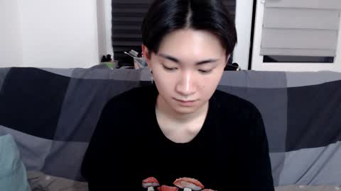 Snapshot of miram_yoo chatting on January 19, 10:17 pm online show from January 19, 10:17 pm