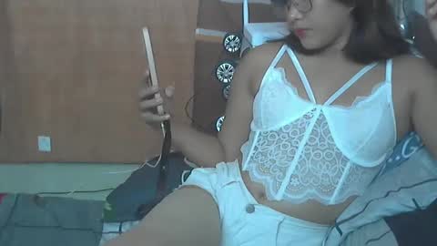 Snapshot of mirana_xxx chatting on February 11, 2:35 am Im Ping online show from February 11, 2:35 am