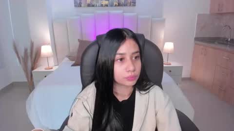 Snapshot of miranda_crawfor chatting on October 8, 12:33 pm miranda_crawfor online show from October 8, 12:33 pm