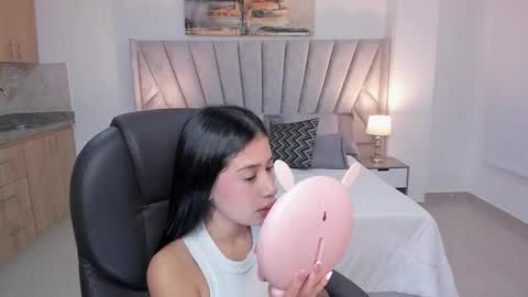 Snapshot of miranda_crawfor chatting on October 15, 11:55 am miranda_crawfor online show from October 15, 11:55 am