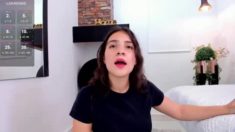 Snapshot of miranda_doll_ chatting on March 7, 6:00 pm online show from March 7, 6:00 pm
