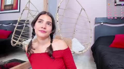 Snapshot of miranda_doll_ chatting on March 6, 3:24 pm online show from March 6, 3:24 pm