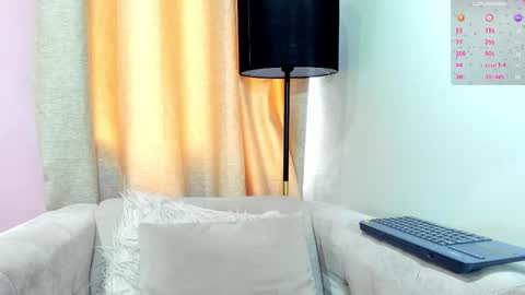 Snapshot of miranda_doll_ chatting on February 27, 3:15 pm online show from February 27, 3:15 pm
