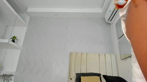 Miranda online show from April 4, 12:12 pm