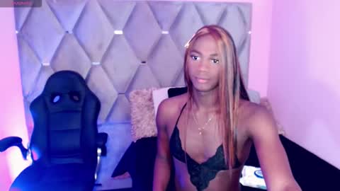 mirandaacollins online show from November 11, 10:50 am