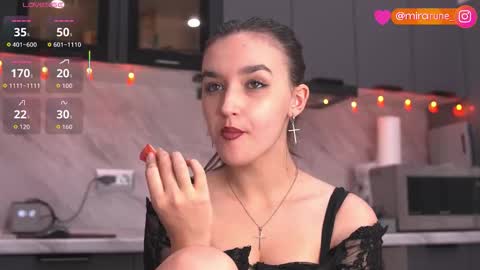 mirarune online show from October 30, 3:12 pm