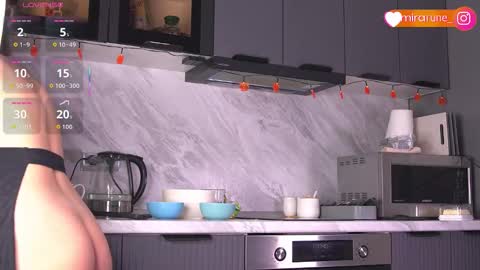 mirarune online show from October 24, 2:40 pm