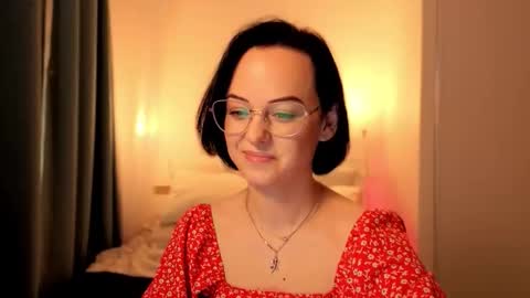 MiraSkyy online show from September 14, 2:51 pm