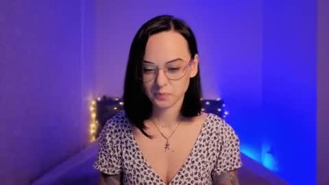 MiraSkyy online show from March 20, 4:45 pm