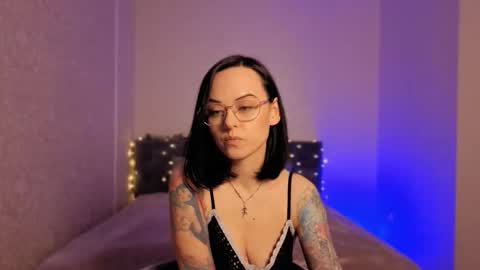 MiraSkyy online show from March 18, 4:24 pm