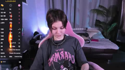 Snapshot of miravelle chatting on October 4, 9:45 pm MiraVelle online show from October 4, 9:45 pm