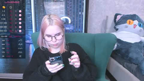 Snapshot of miray_kuriyama chatting on January 14, 5:40 am Kira online show from January 14, 5:40 am