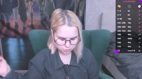Snapshot of miray_kuriyama chatting on February 23, 6:45 pm Kira online show from February 23, 6:45 pm