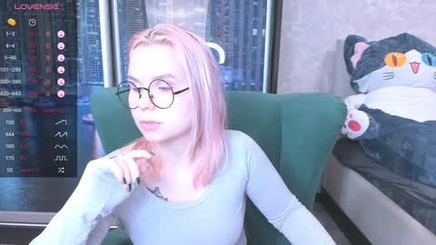 Snapshot of miray_kuriyama chatting on January 10, 7:21 pm Kira online show from January 10, 7:21 pm