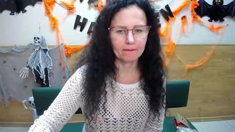 Miroslava Happi online show from November 1, 8:35 am