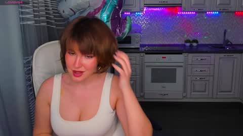 Shelley online show from February 7, 7:40 am