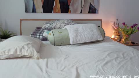 Eva online show from March 10, 10:50 am