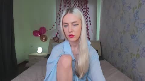 mishapallmer online show from February 17, 6:56 am