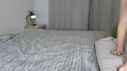 Snapshot of mishymoon chatting on October 2, 10:52 pm Elora online show from October 2, 10:52 pm