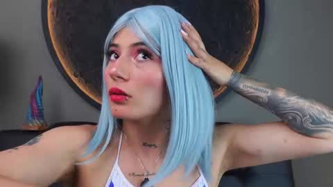 Charlotte online show from December 22, 6:14 pm