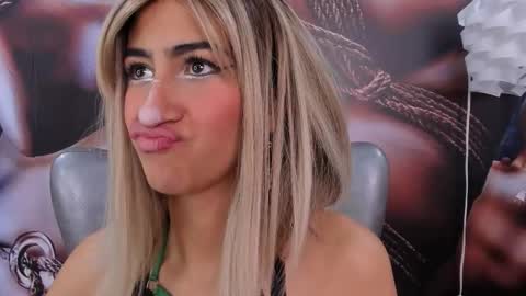 Taylor online show from February 20, 2:55 am