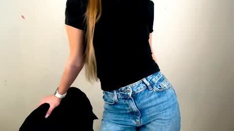 Angelina online show from April 8, 6:05 am