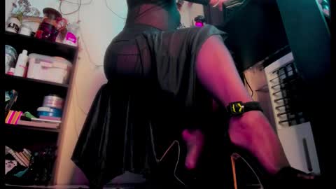 Snapshot of miss_asmodeus chatting on September 18, 9:57 am missAsmodeus online show from September 18, 9:57 am