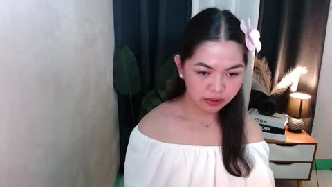 Snapshot of miss_briella chatting on September 27, 6:05 pm Briella online show from September 27, 6:05 pm