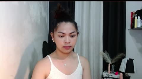 Briella online show from April 4, 1:40 pm