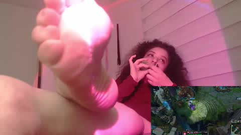 Miss Carmila online show from November 10, 11:40 pm