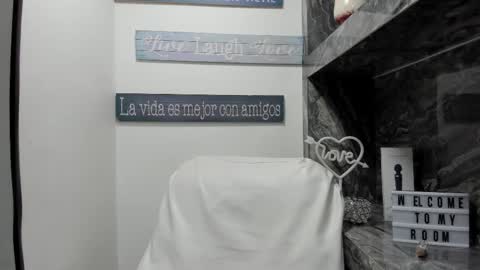 Snapshot of miss_danika chatting on September 15, 11:01 am Danika online show from September 15, 11:01 am