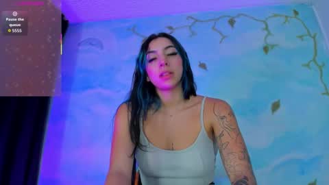 Snapshot of miss_evans_ chatting on September 19, 5:44 am miss_evans_ online show from September 19, 5:44 am