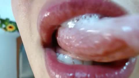 Miss Evoleth online show from March 11, 1:08 am