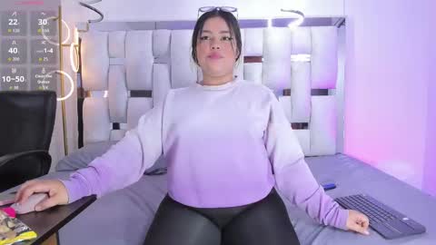 Snapshot of miss_francheska chatting on October 1, 12:59 pm Francheska online show from October 1, 12:59 pm