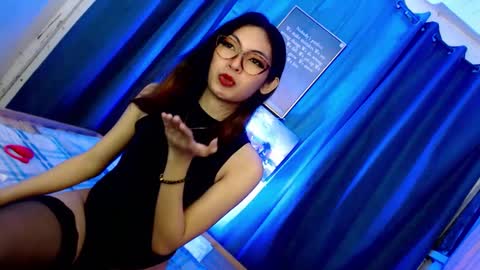 miss_hornydoll online show from February 5, 3:20 pm