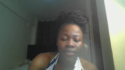 Miss Kiarrafit online show from November 26, 3:20 pm