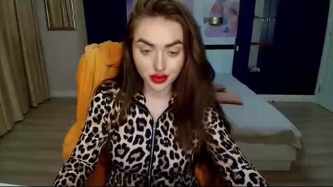 miss_kiten online show from January 13, 7:43 pm