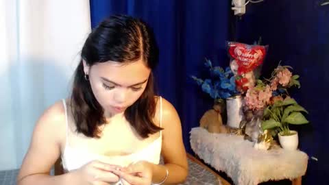 miss_kyrstyn online show from November 12, 1:35 pm