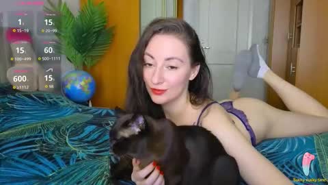 Snapshot of miss_leee chatting on September 15, 11:22 am Laura online show from September 15, 11:22 am