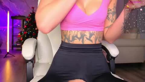 Melina online show from December 22, 3:19 pm