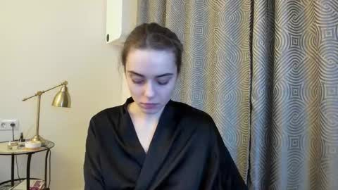 Jenny online show from February 12, 6:11 pm