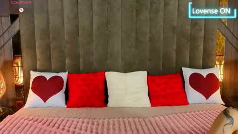   online show from March 13, 7:11 am